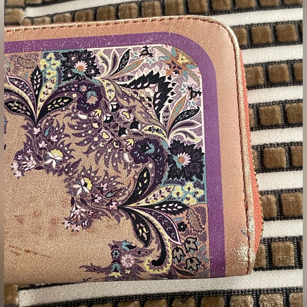 Etro Leather Pattern Print Wallet - Picture 8 of 12